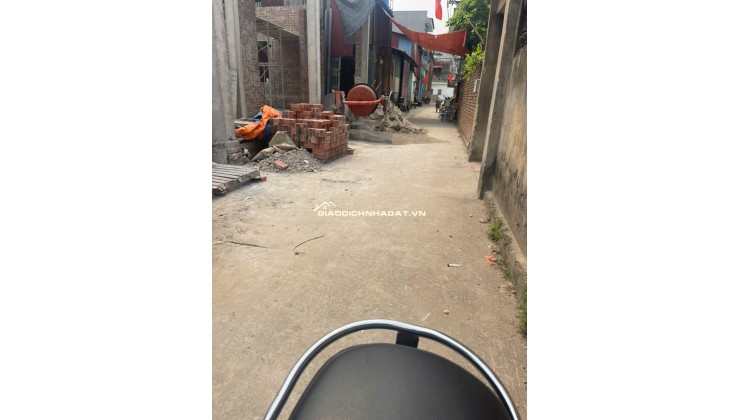 cần bân đất đường ô tô thông giá chỉ nhỉnh 2 tỷ